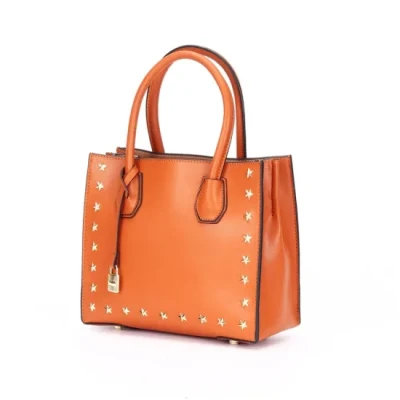 Fabricante de bolsos de cuero de PVC PU, fábrica mayorista OEM/ODM, bolso de mano de cuero de imitación con tachuelas, bolso de mano para mujer